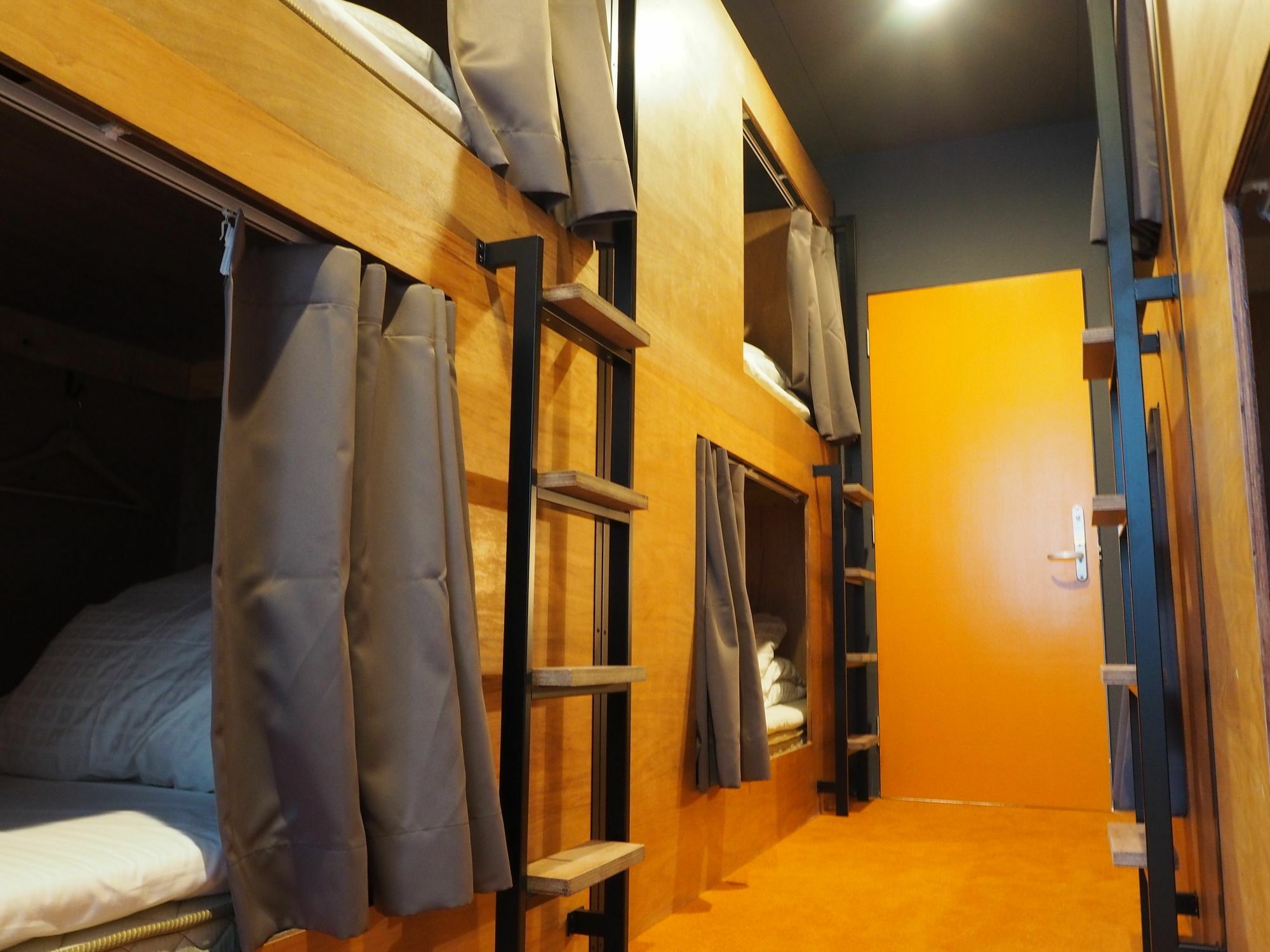 Turn Table Hostel Tokyo Exterior photo